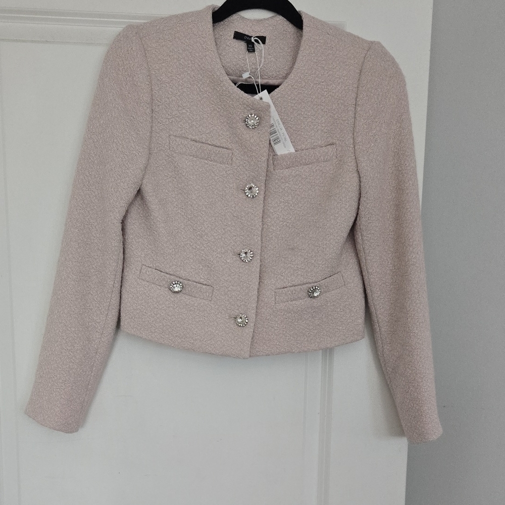 Elegant Cream Women's Jacket